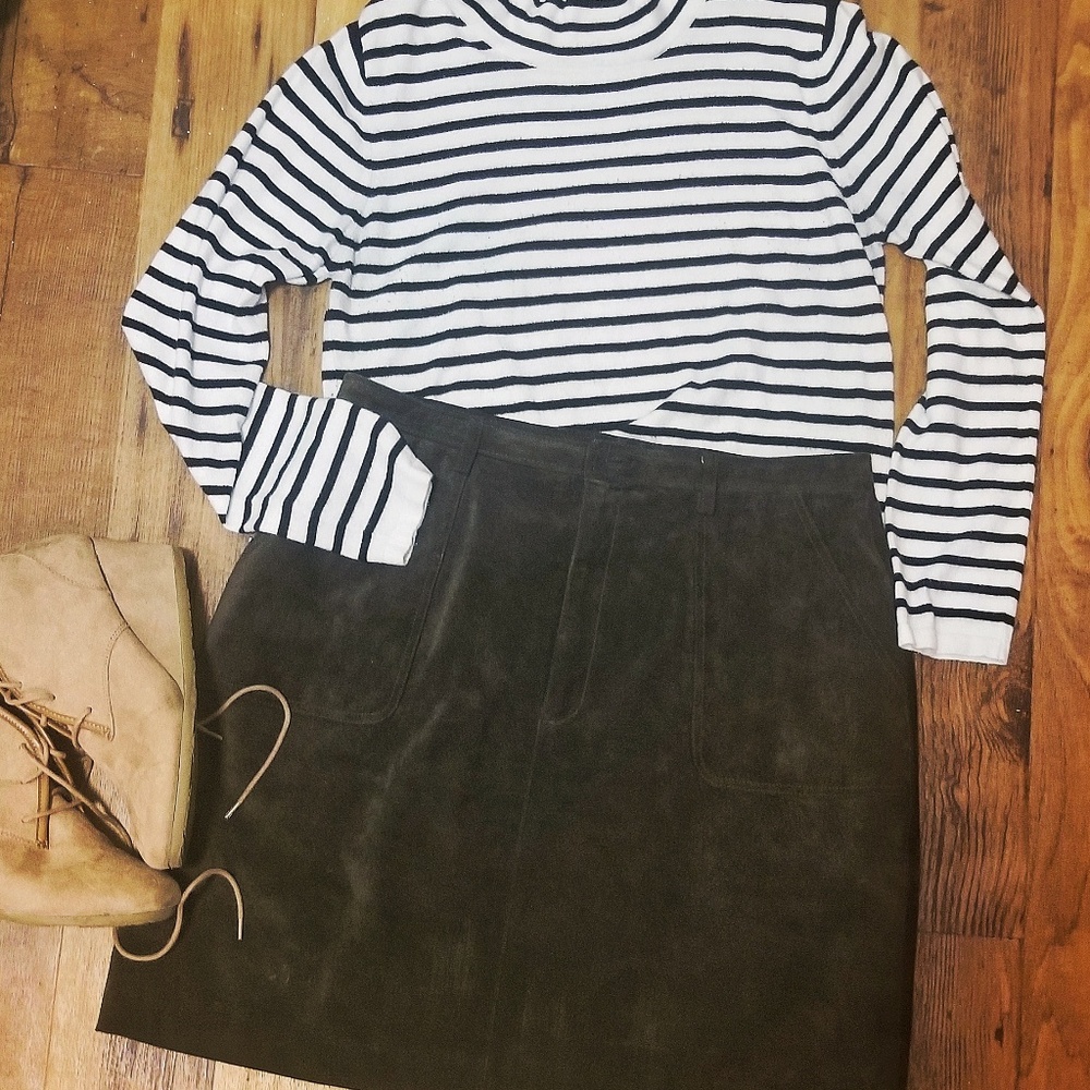 High Sierra Registerd Brown Suede Leather Skirt